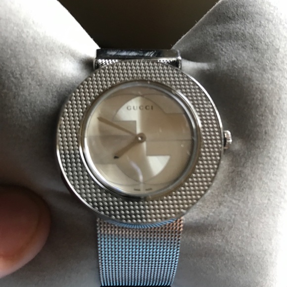 Gucci Watch - Picture 1 of 5